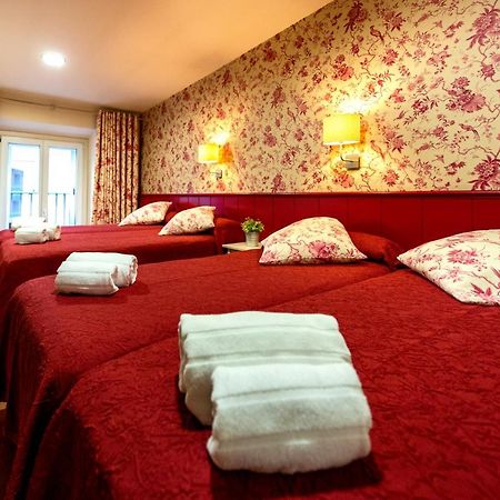Hostal Matheu Мадрид Экстерьер фото