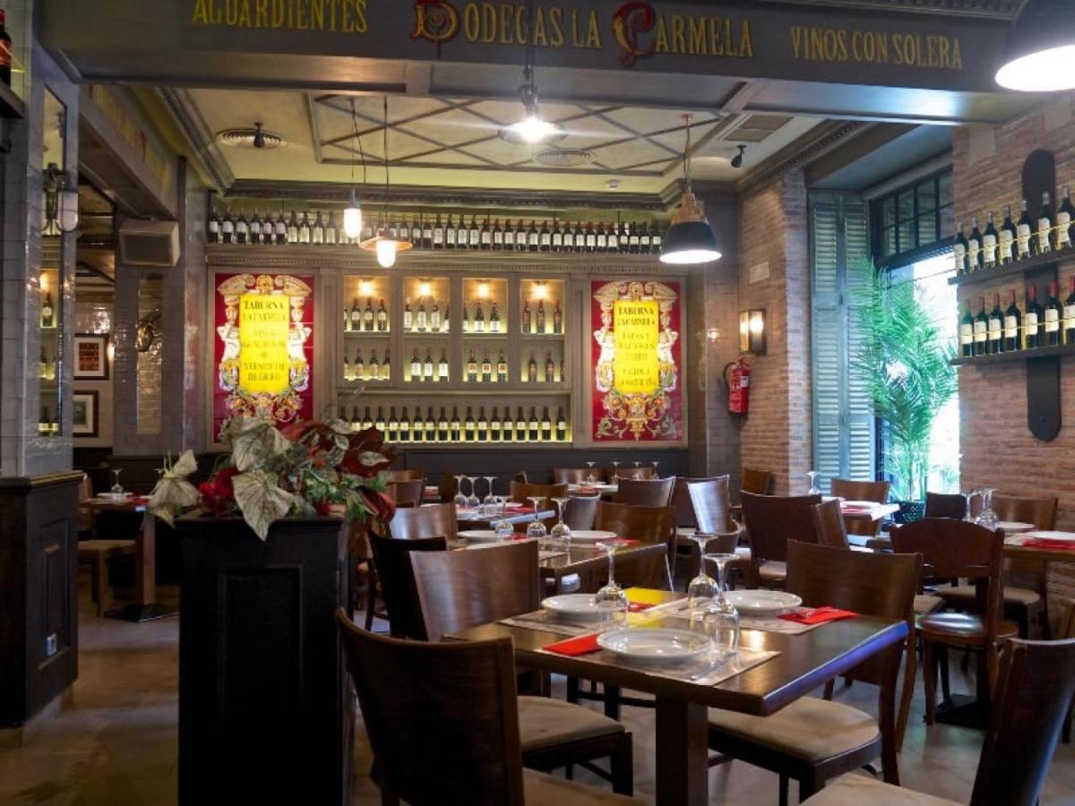 Hostal Matheu Мадрид Экстерьер фото